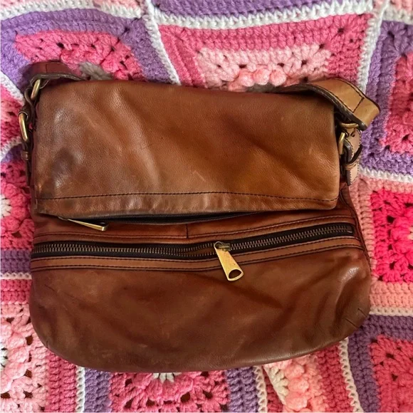 2 Fossil Explorer Bags Rehab Lot - Picture 1 of 7